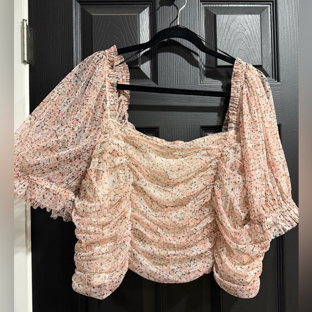 H&M Pink Floral Ruched Blouse